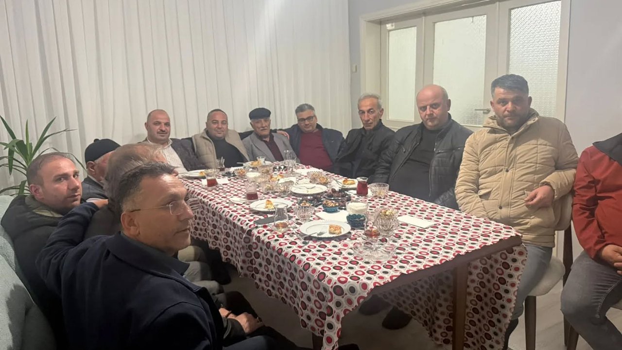 İlçe Başkanı Gürsoy’dan umreden dönen Kaplan ailesine ziyaret