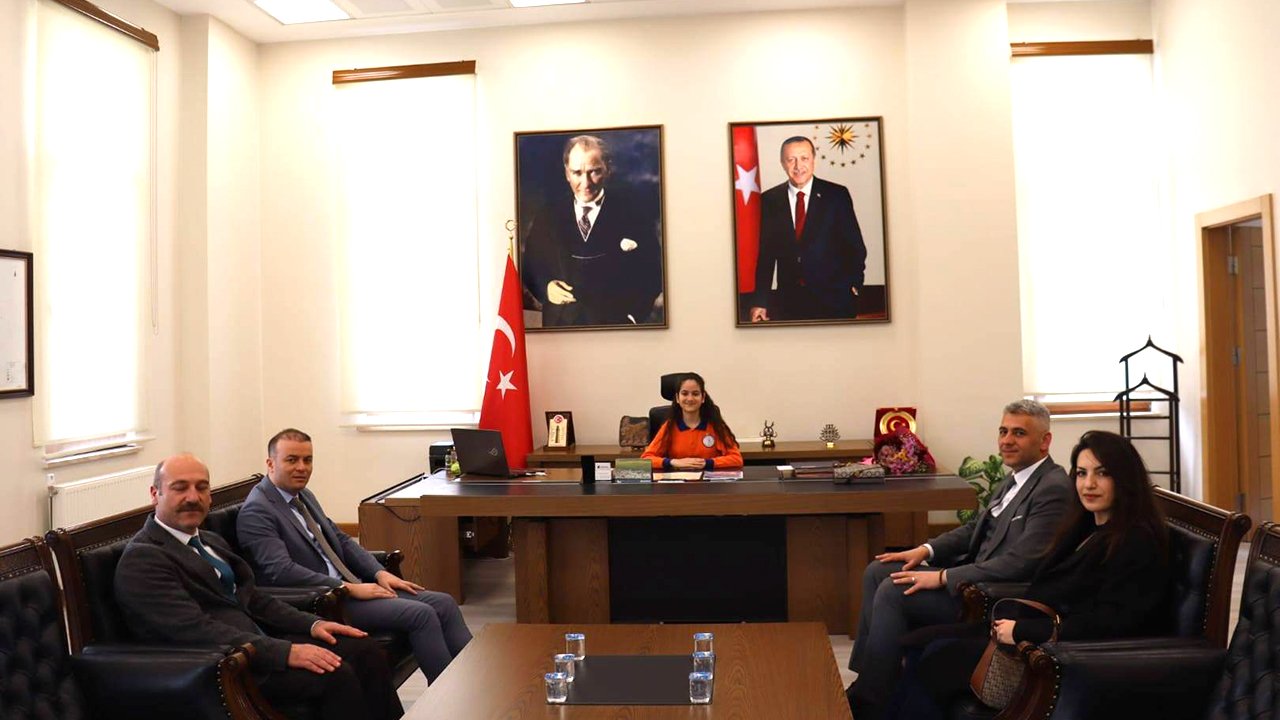 676420591 1260852372828756 6915311537099906360 N