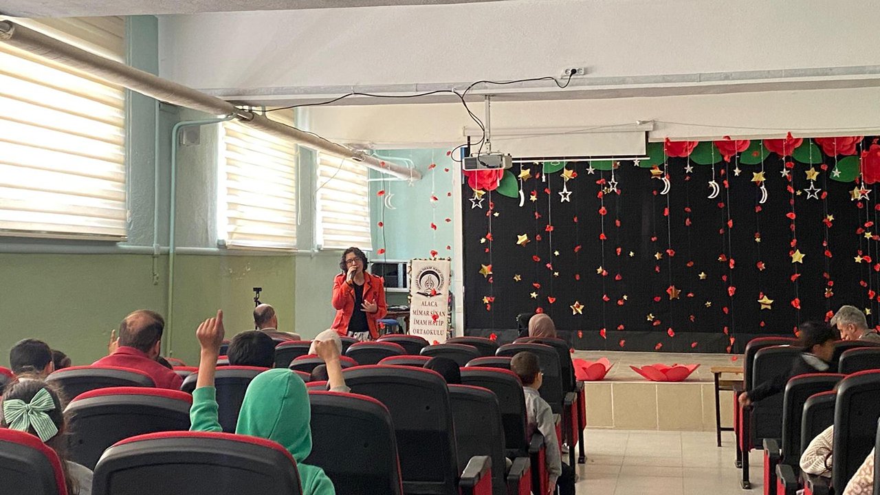 678231328 122165803958706748 3216840807188748439 N