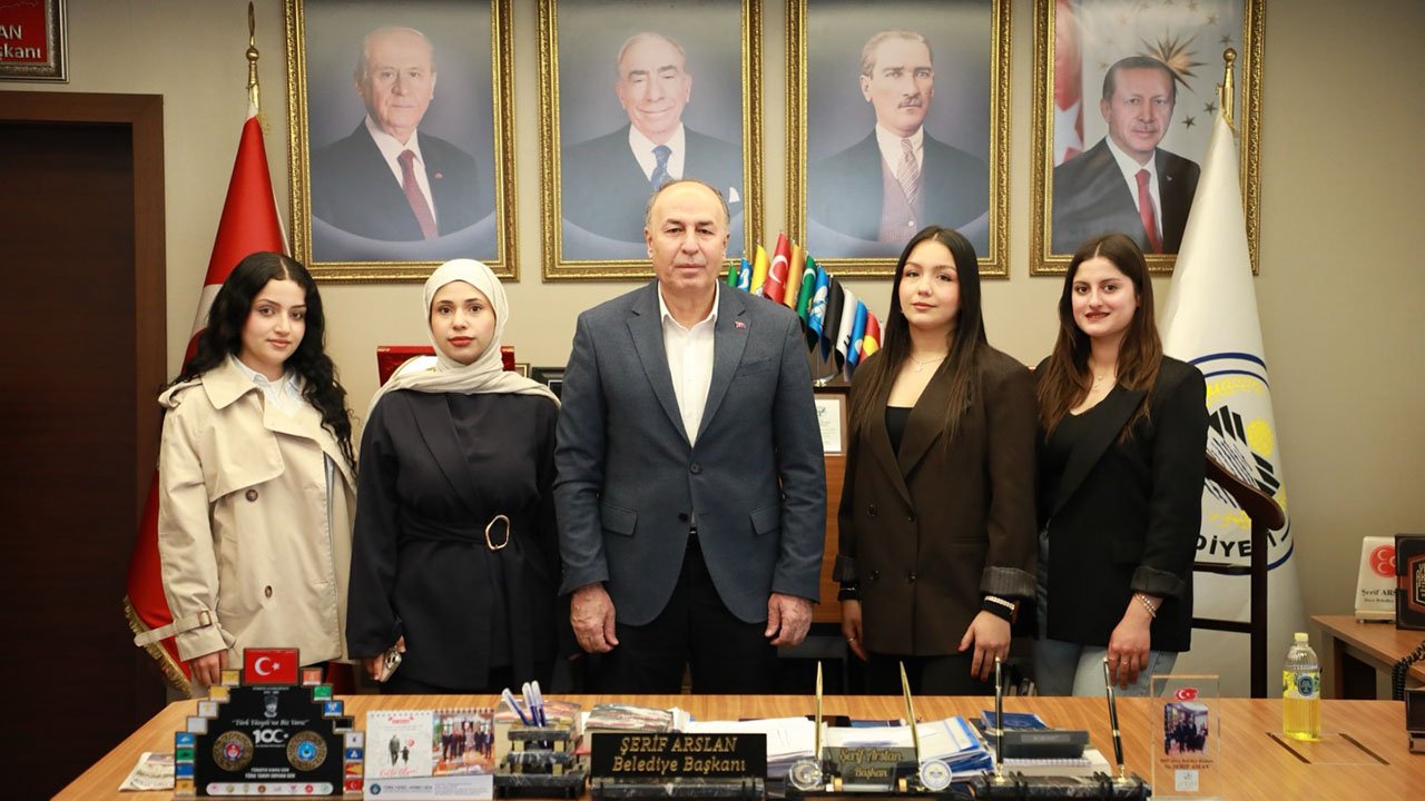 681388055 17951385096128749 3073664597383157150 N