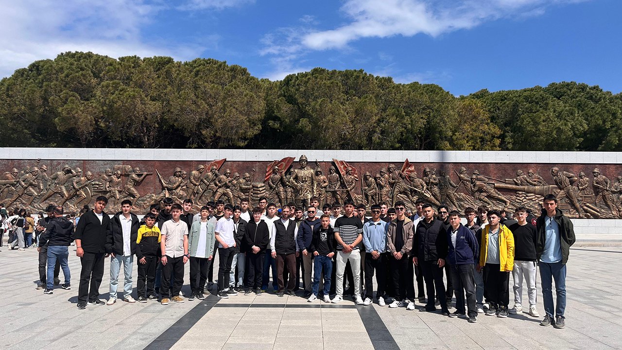 F4524645 E42E 484A 8614 1D6Bda8Ff08D