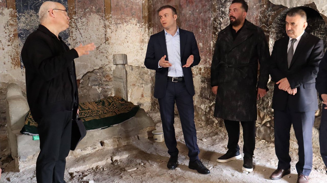 Huseyingaziturbesi (7)