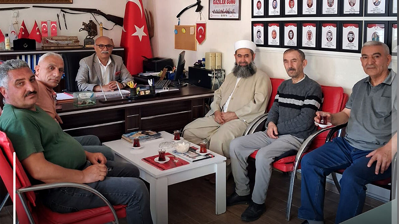 Şehit aileleri ve gaziler derneğine anlamlı ziyaret