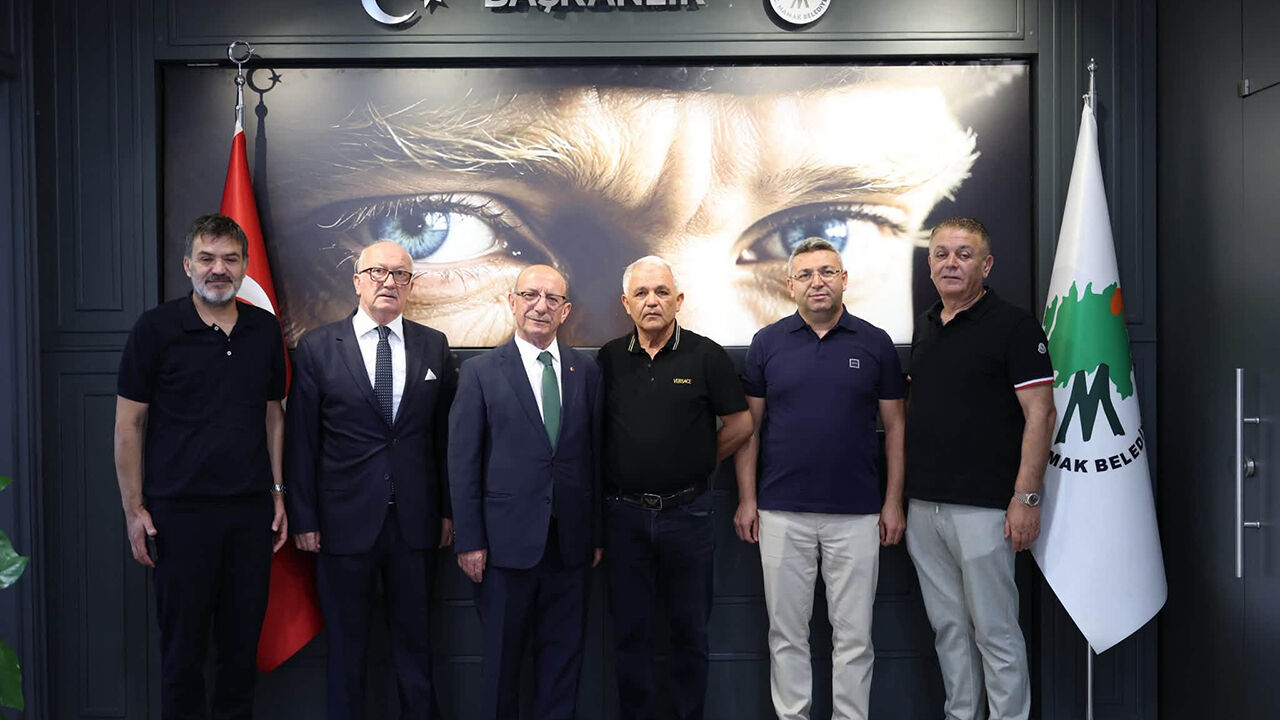 Alaca heyeti Mamak Belediye Başkanı Şahin ile görüştü