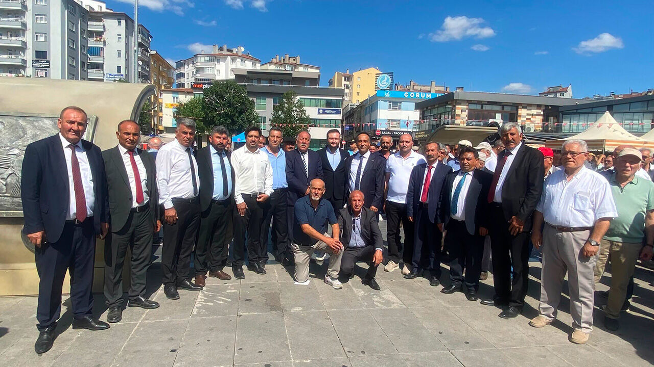 Alaca CHP İlçe Örgütü’nde toplu istifa