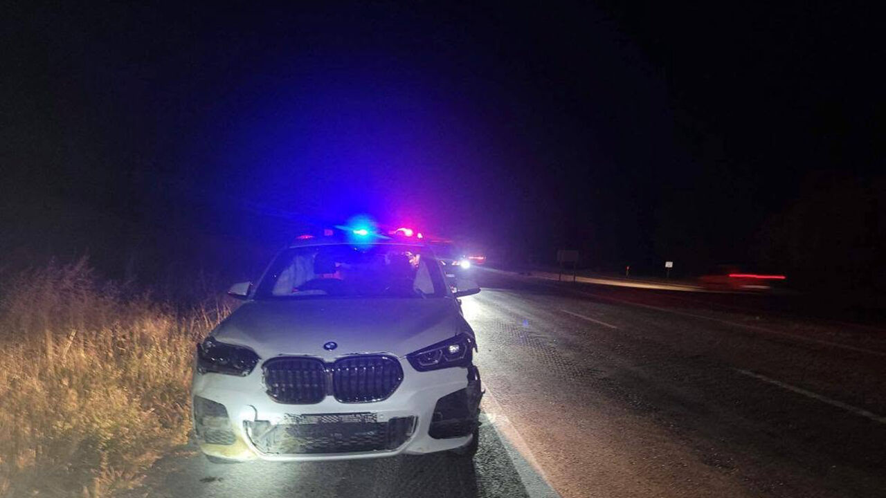 Alaca’da yola çıkan domuzlar kazaya neden oldu: 4 kişi yaralandı