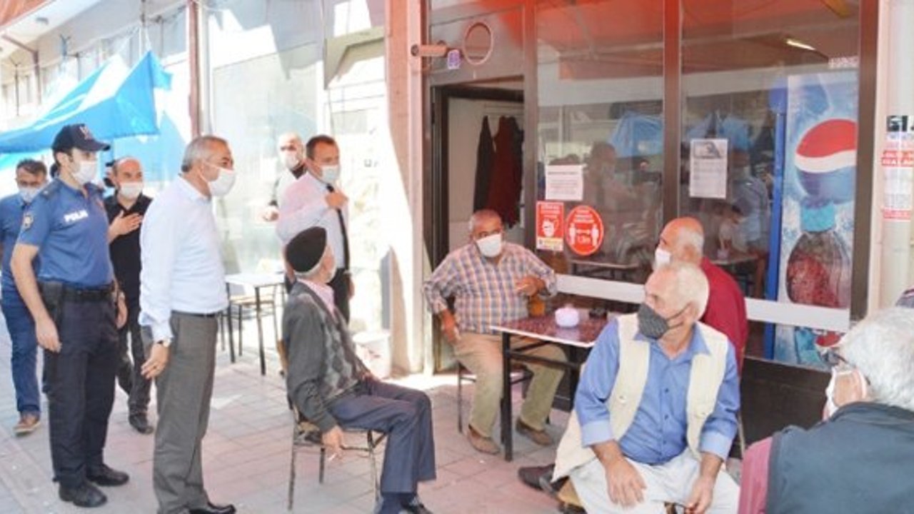 Vaka sayıları artıyor, maskesiz dışarı çıkmayalım!