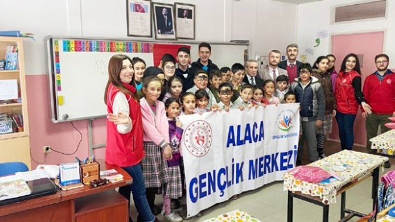 Alaca Gençlik Merkezi, gençlerin hizmetinde!