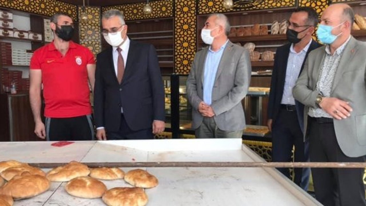 Çarşı esnafı ve vatandaşların taleplerini dinlediler