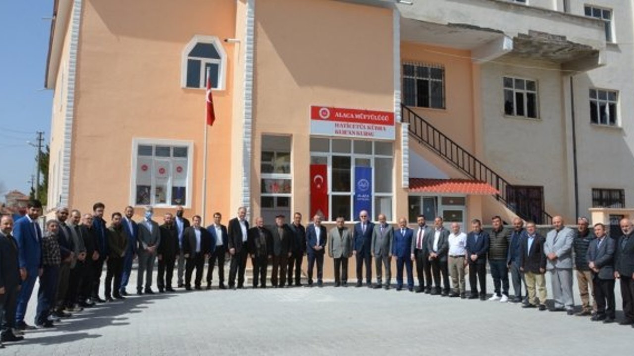 Haticetül Kübra Kur'an Kursu'nun açılışı yapıldı