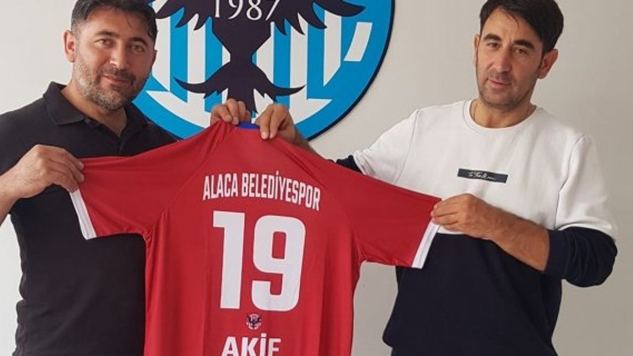 A Takım Teknik Direktörü olarak göreve başladı