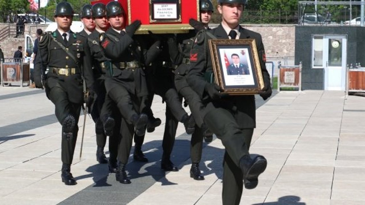 Alacalı şehide hazin uğurlama