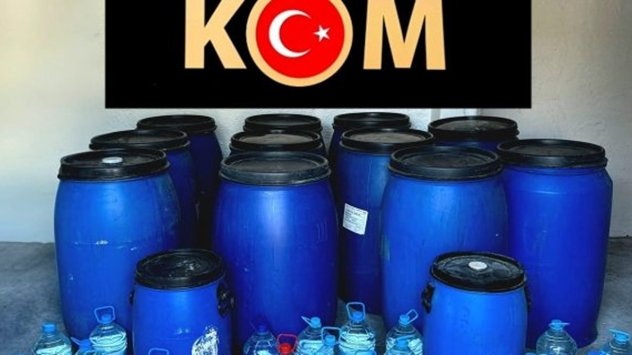 Alaca'da 3 bin litre kaçak içki ele geçirildi