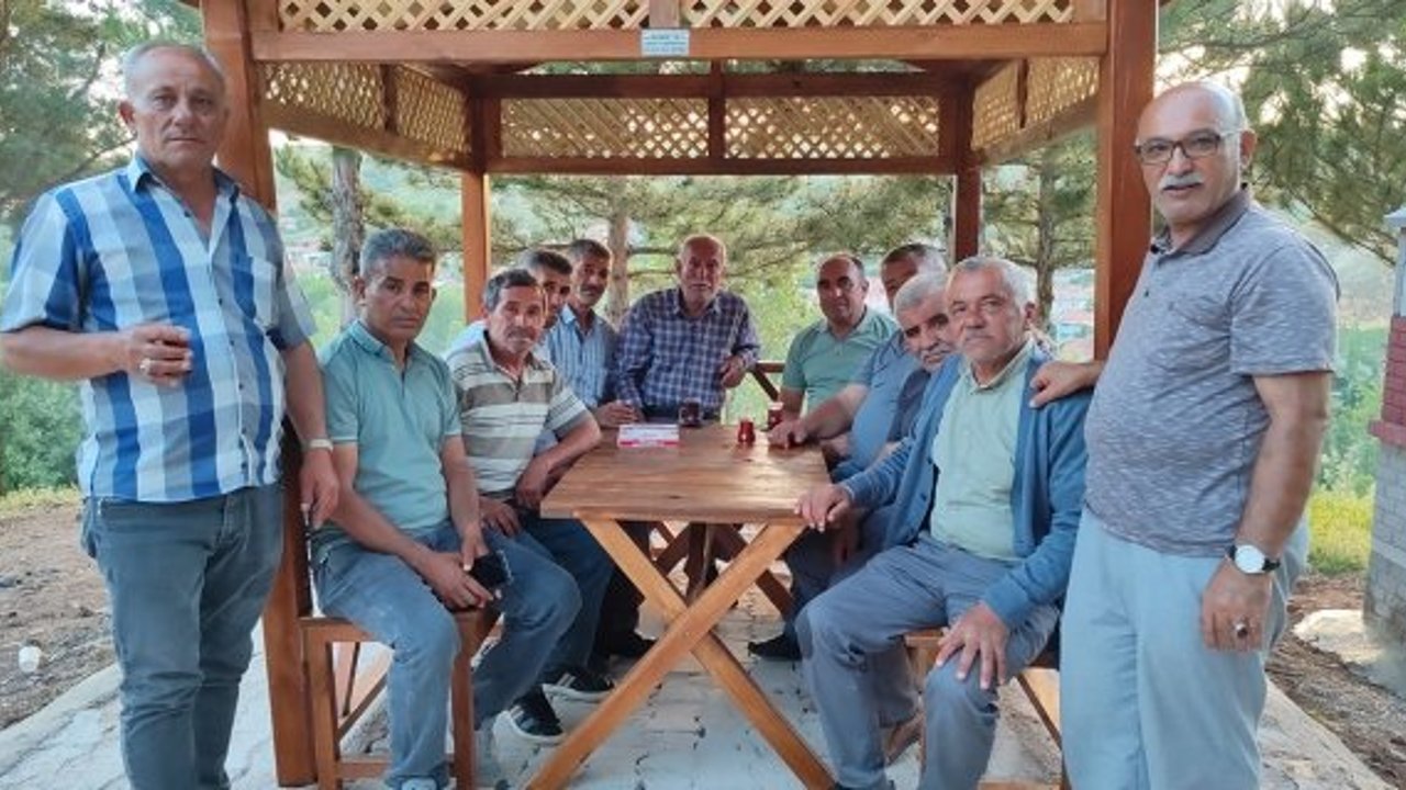 Alaca''da Şehit Eren İğneci Çamlığına kamalyeler ve şömineler yerleştirildi