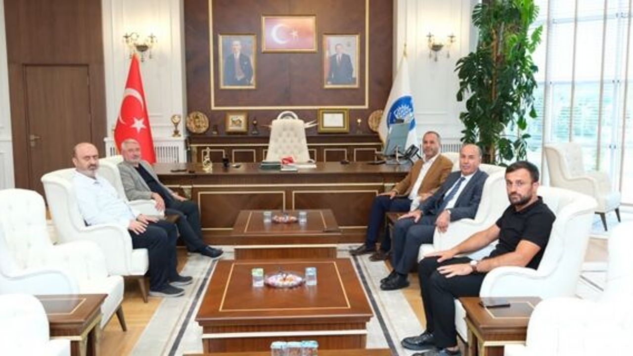 Çorum Belediye Başkanı Aşgın’a nezaket ziyareti