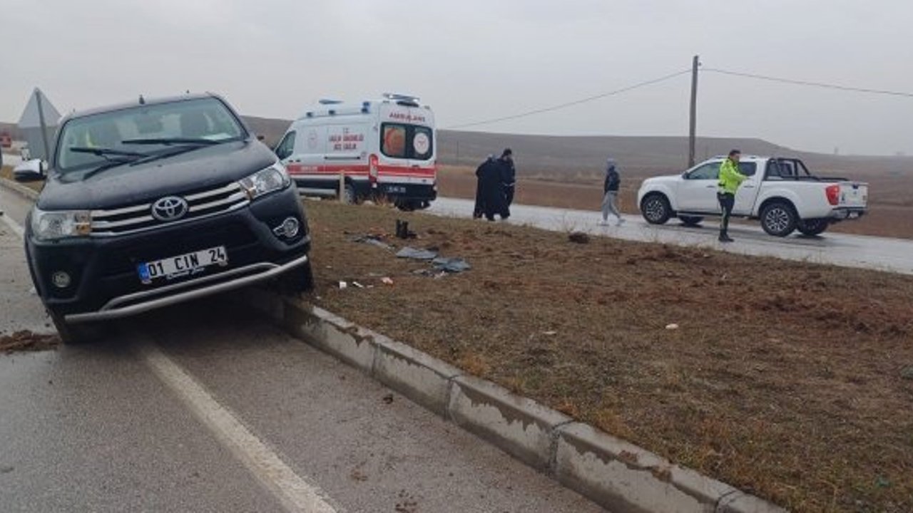 Alaca'da pikap takla attı: 5 yaralı