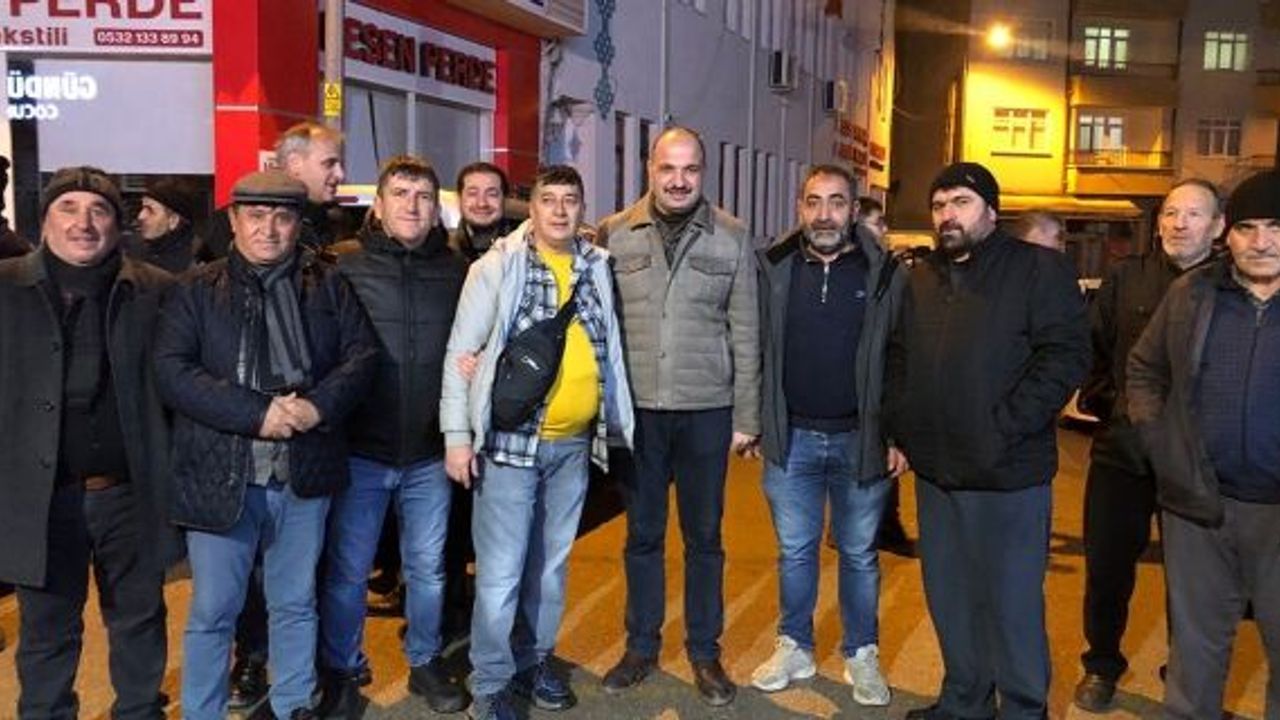Alaca İlçe Başkanı Gürsoy, Umre’ye giden vatandaşları uğurladı