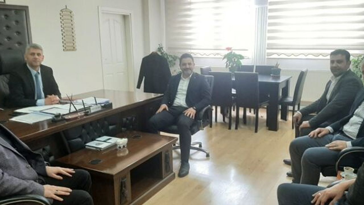 Eğitim-Bir-Sen heyetinden Alaca İlçe Milli Eğitim Müdürü Şahin’e ziyaret