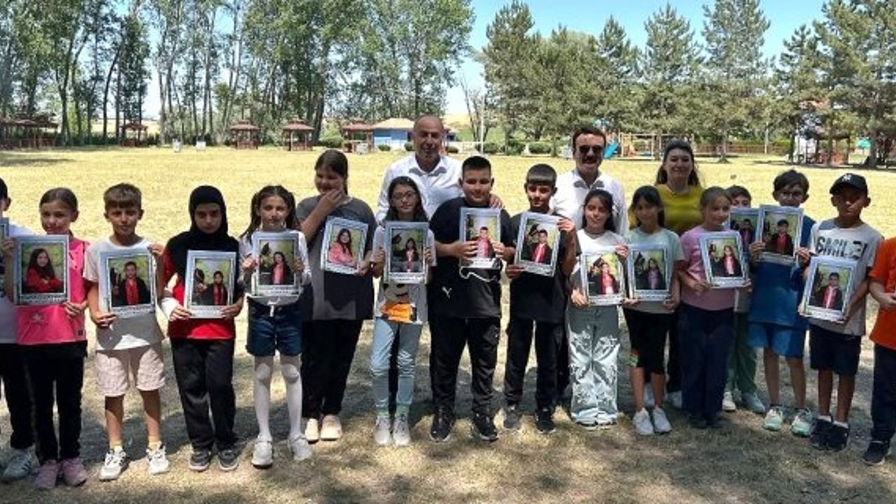 Osmancık İnönüzaferi İlkokulu Alaca’da karne günü düzenledi