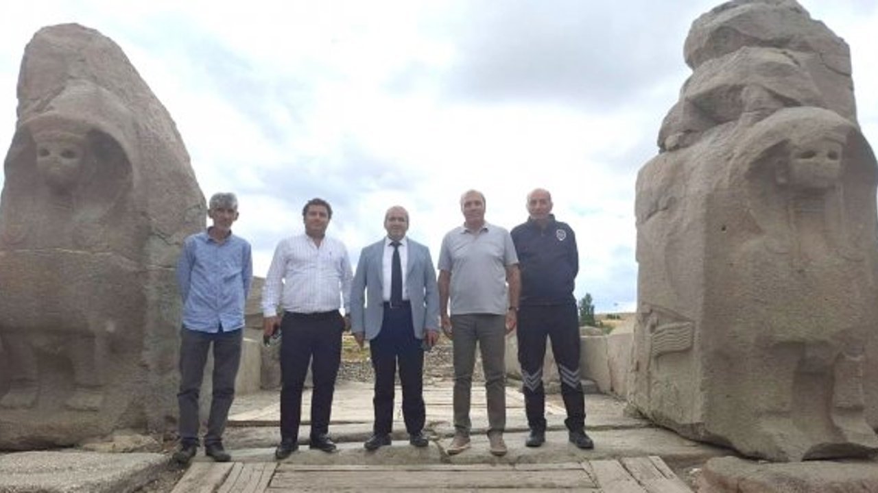 Cemil Çağlar Alacahöyük’te: 7 bin yıllık tarihle buluşma