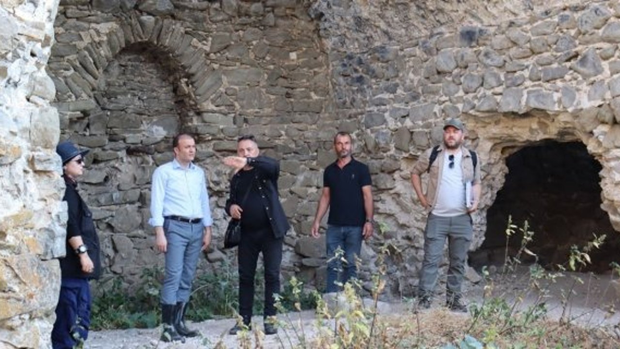 Kaymakamdan tarihi ziyaret: Kalehisar Kalesi’nde kazı çalışmalarına yakın takip