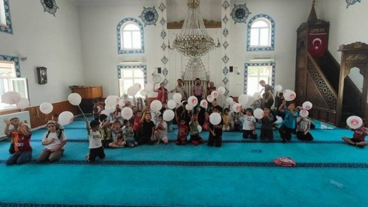 Alaca’da çocuklara özel eğitim: Mahremiyet, dijital güvenlik ve akran zorbalığı anlatıldı