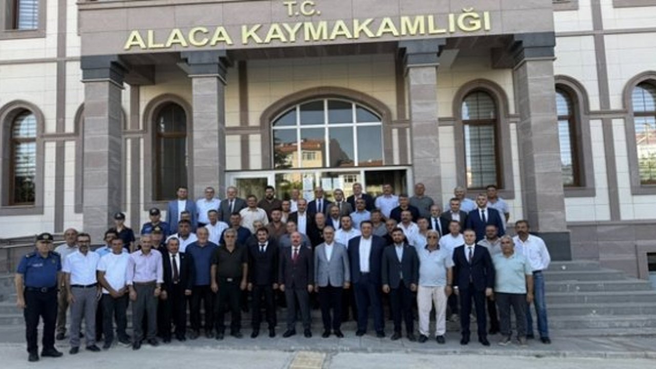 Anadolu’nun kalbindeki tarih ve kültür şehri Alaca’da muhtarların talepleri görüşüldü