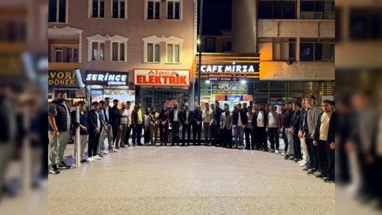 AK Gençlik’te ‘Mahallede Genç İz’ buluşması