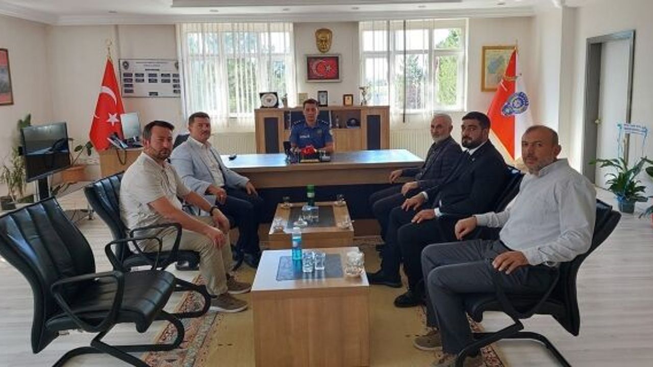 Yeniden Refah’tan Emniyet Müdürü’ne tebrik