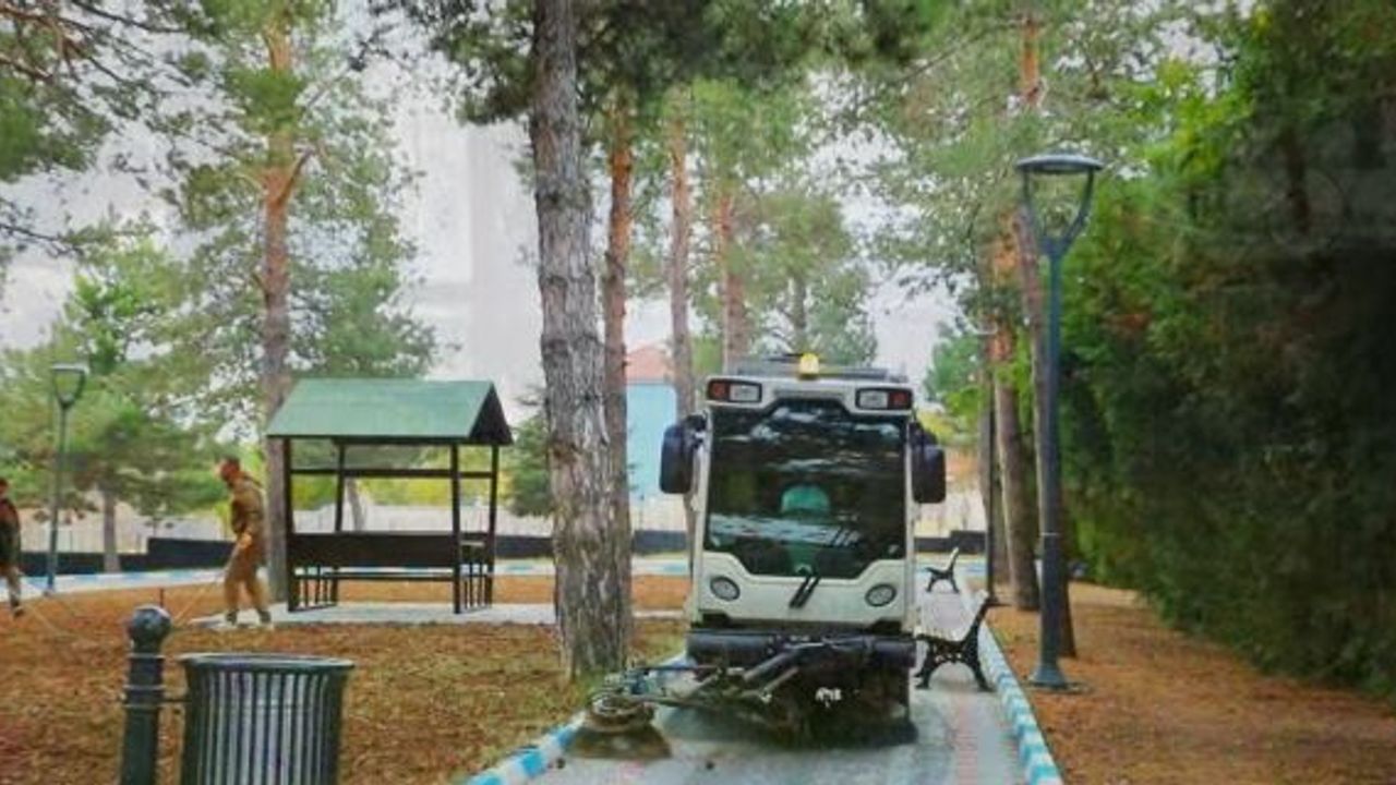 Alaca Belediyesi Selin Şahin Sosyal Tesisi’nin çevresini güzelleştiriyor