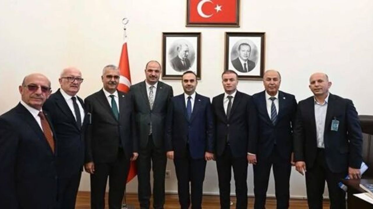 Alaca Heyetinden Bakan Kacır’a teşekkür ziyareti