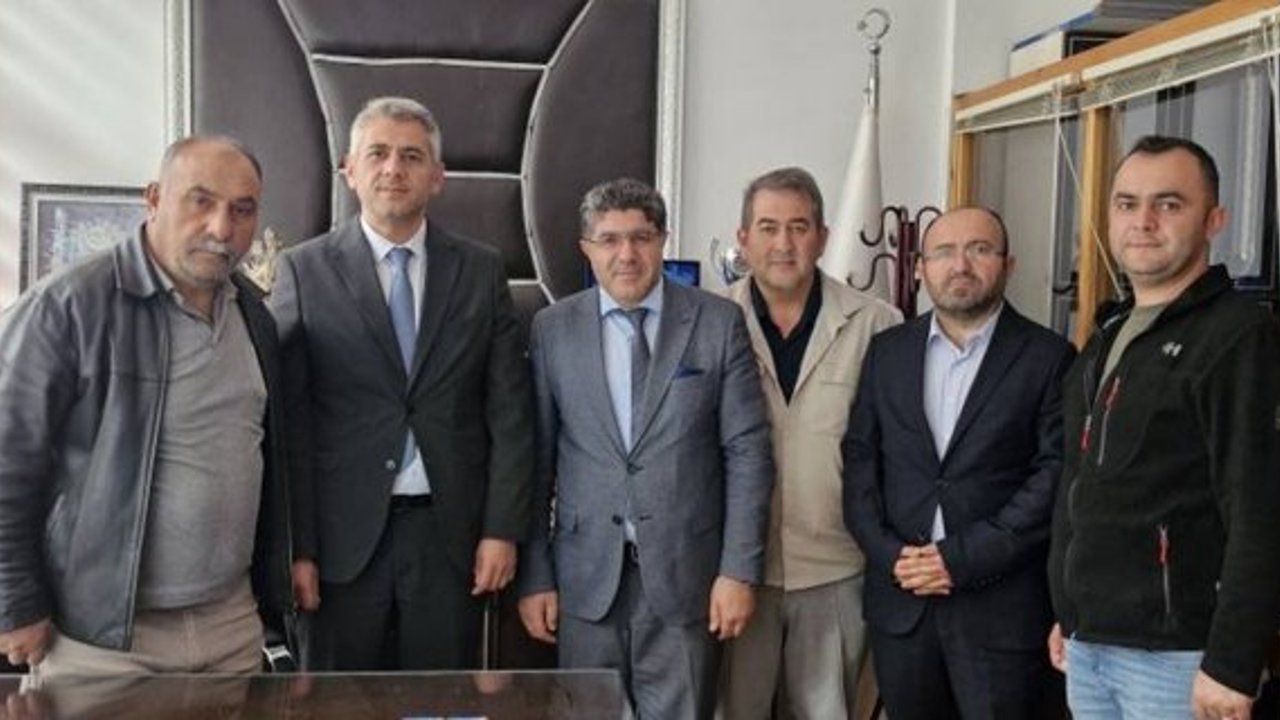 Alaca İlçe Milli Eğitim Müdürü Emrullah Şahin’den Başkan İsmail Ataç’a teşekkür