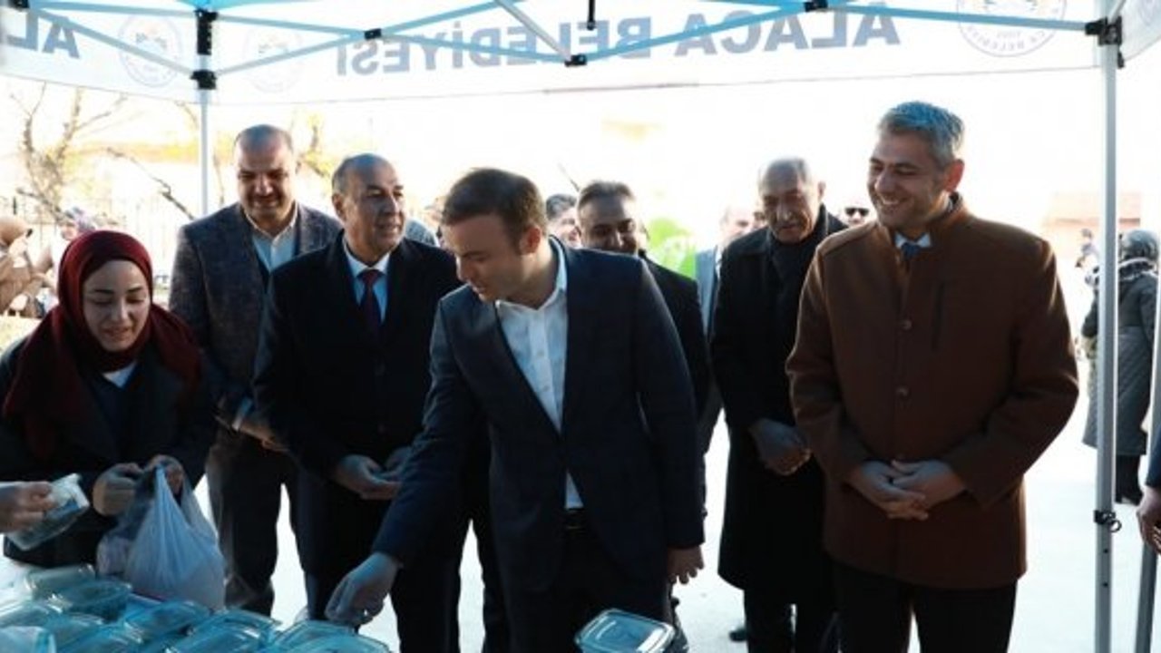 Hüseyin Gazi İlkokulu’nda Filistin’e destek kermesi