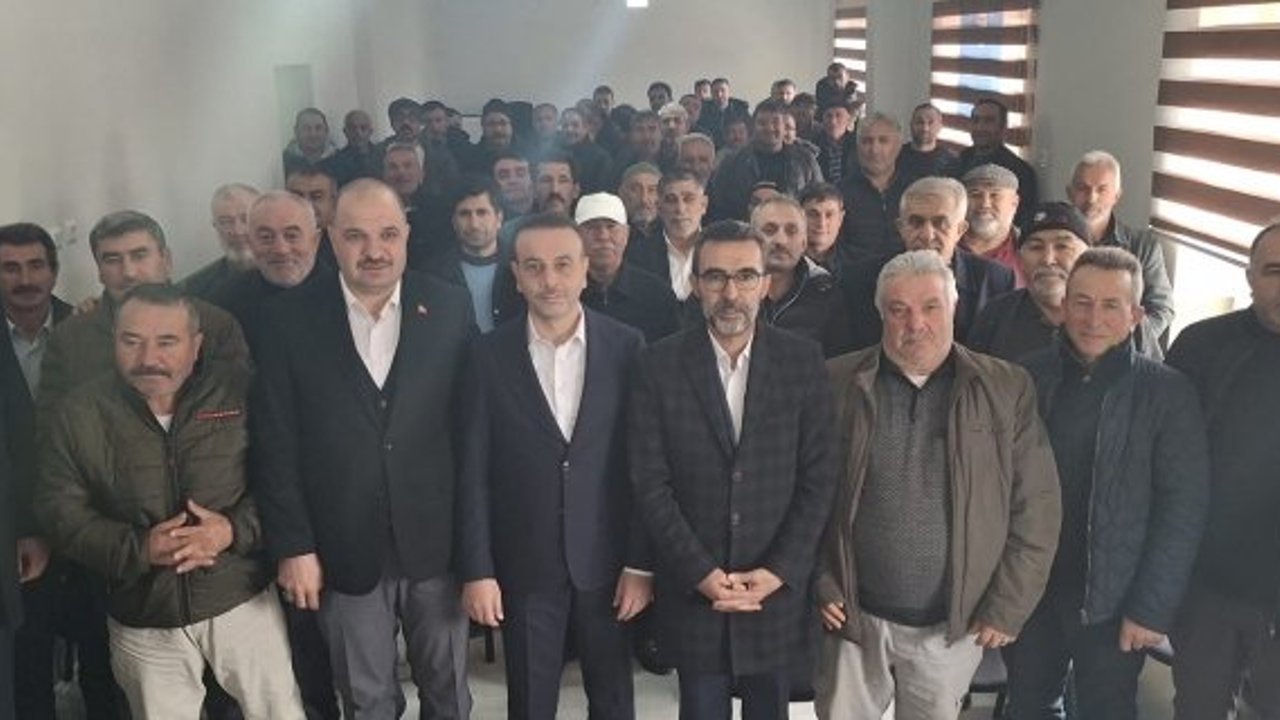 AK Parti İl Koordinatörü Gülaçtı Alaca’da teşkilatla buluştu