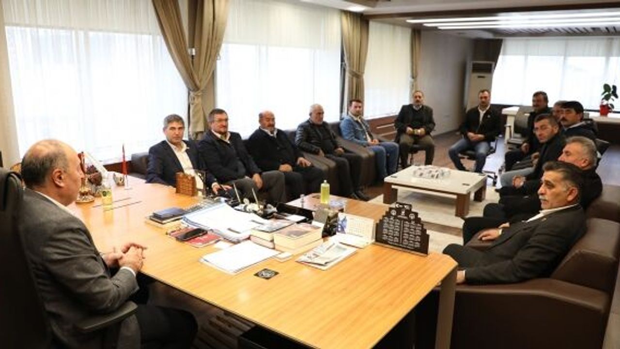 Alaca Belediye Başkanı Arslan muhtarları ağırladı