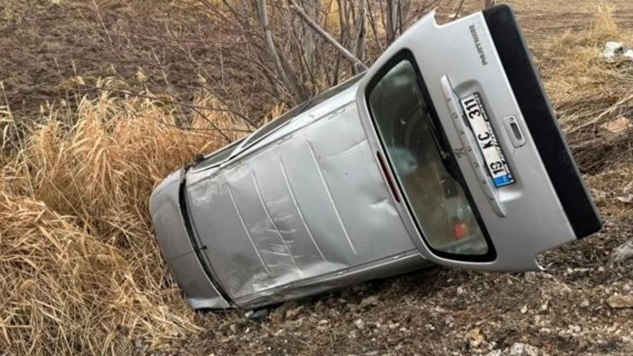 Sincan Kavşağı’nda yine kaza: 2 yaralı