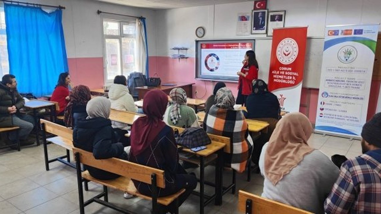 Alaca’da aile yılı kapsamında eğitim seferberliği