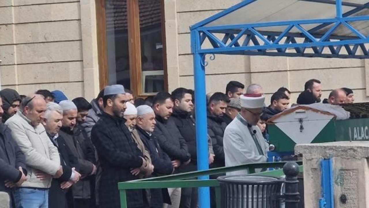 Ulu Çınar 96 yaşında Hakk’a yürüdü