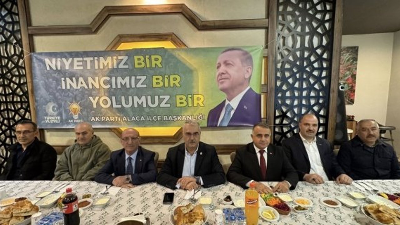 AK Parti teşkilatı Alaca’da iftarda buluştu