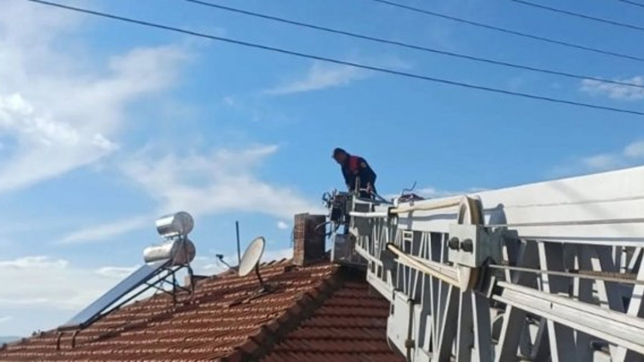 Alaca'da baca yangını paniğe neden oldu