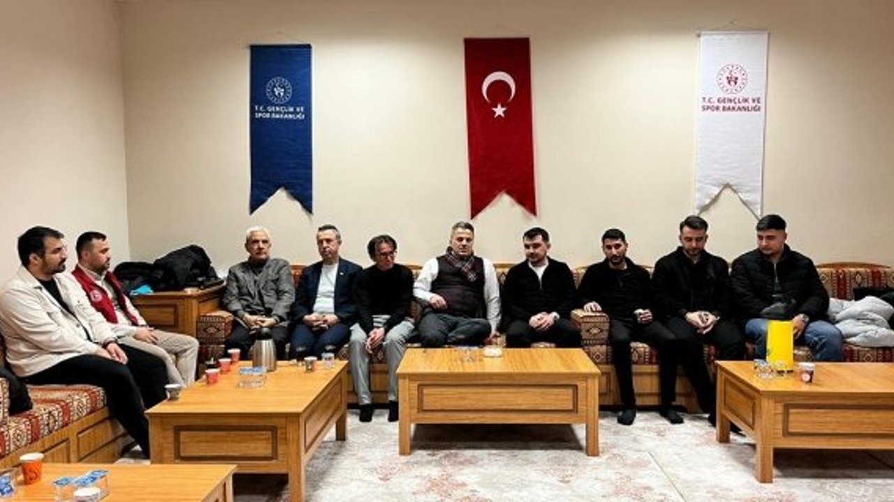 Alaca Gençlik Merkezi’nde gençlerle iftar buluşması