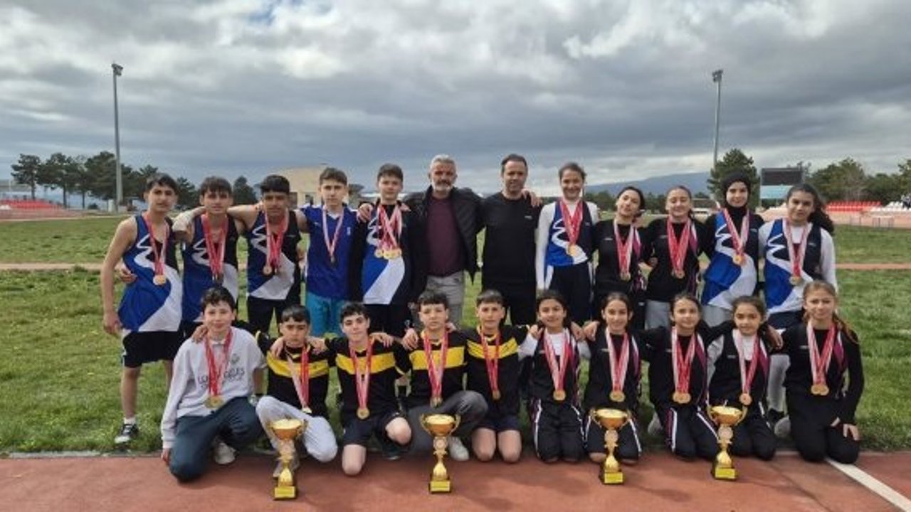 Alacalı 24 sporcu, 70 madalya kazandı