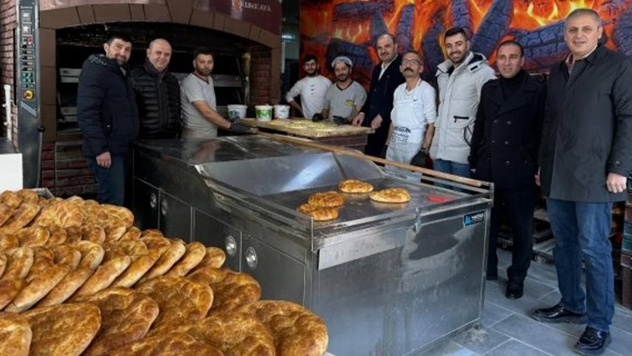 Mücahit Gürsoy'dan fırıncı esnafına teşekkür
