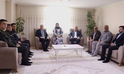 Şehit ailelerine Anneler Günü ziyareti