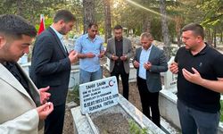 Uğur Esmer ve yönetiminden şehitlere vefa ziyareti
