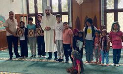 Küçükdona Muhtarı Serhat Şahin’den Yaz  Kur’an kursu öğrencilerine yemek ve hediye
