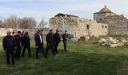 Hüseyin Gazi Külliyesi’nde inceleme yaptılar