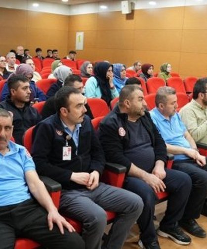 Alaca Devlet Hastanesi’nde tüberküloz eğitimi verildi