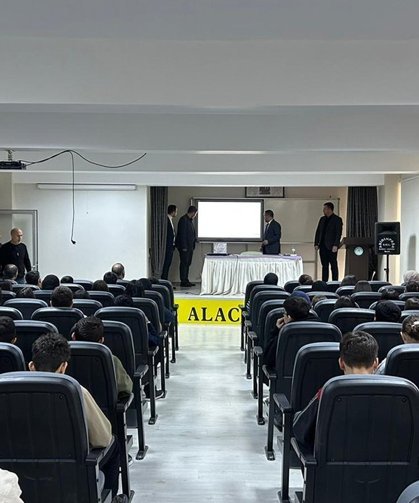 Alaca Ülkü Ocaklarından eğitime destek