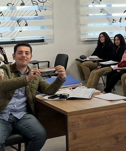 Selin Şahin Ortaokulu öğrencilerinden öğretmenlerine anlamlı destek